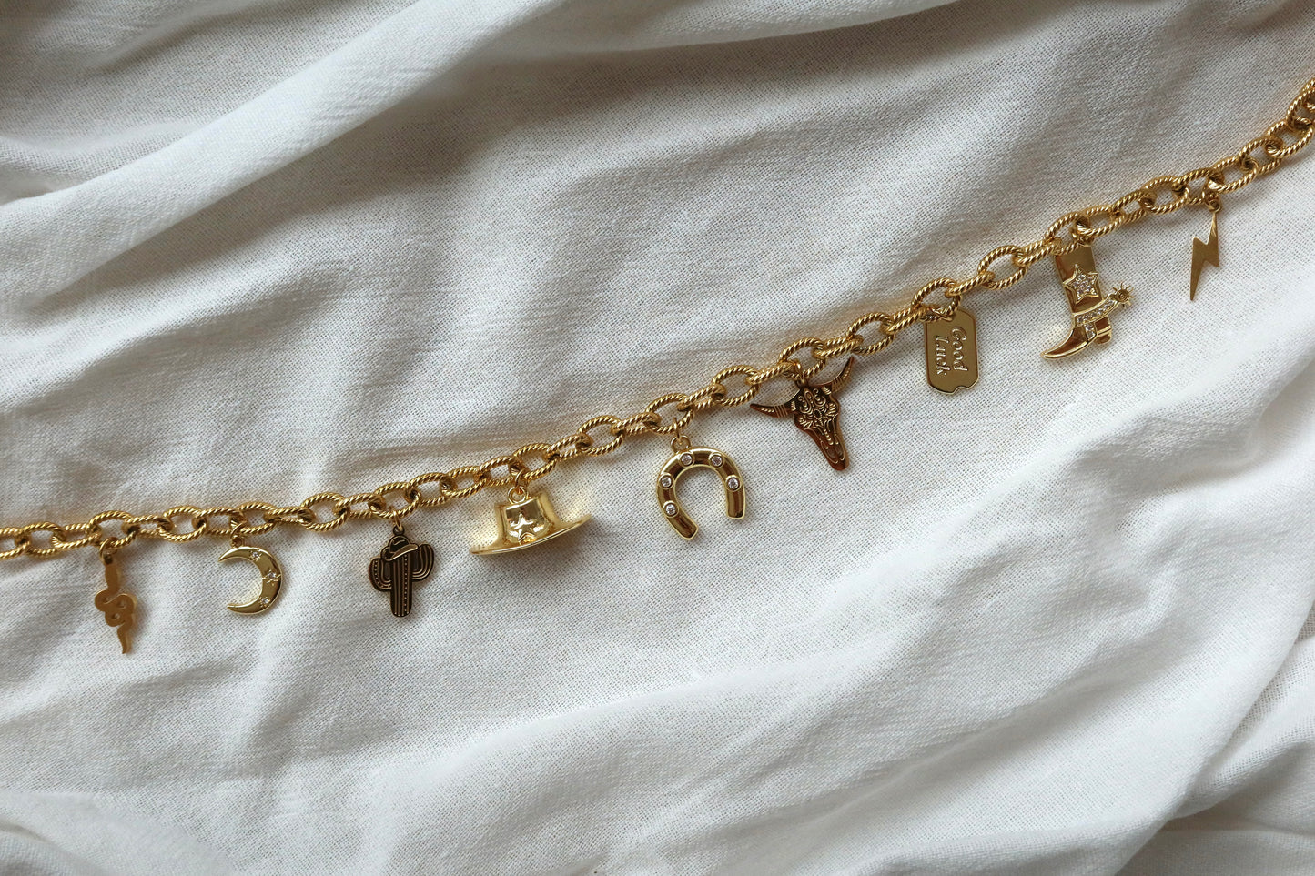 Collier Thia