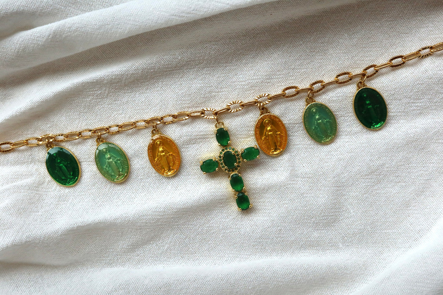 Collier Cali