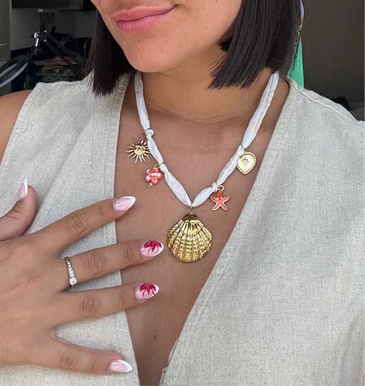 Collier Cora
